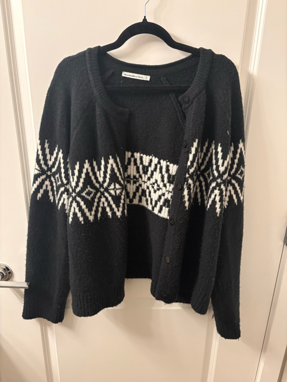 Abercrombie & Fitch Black and White Nordic-Patterned Cardigan